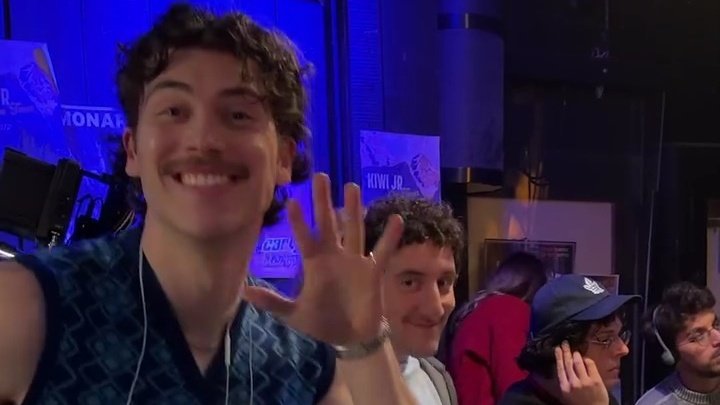 jackinupdates's tweet photo. omg paul baker hiii https://t.co/RUrI9fVUlx