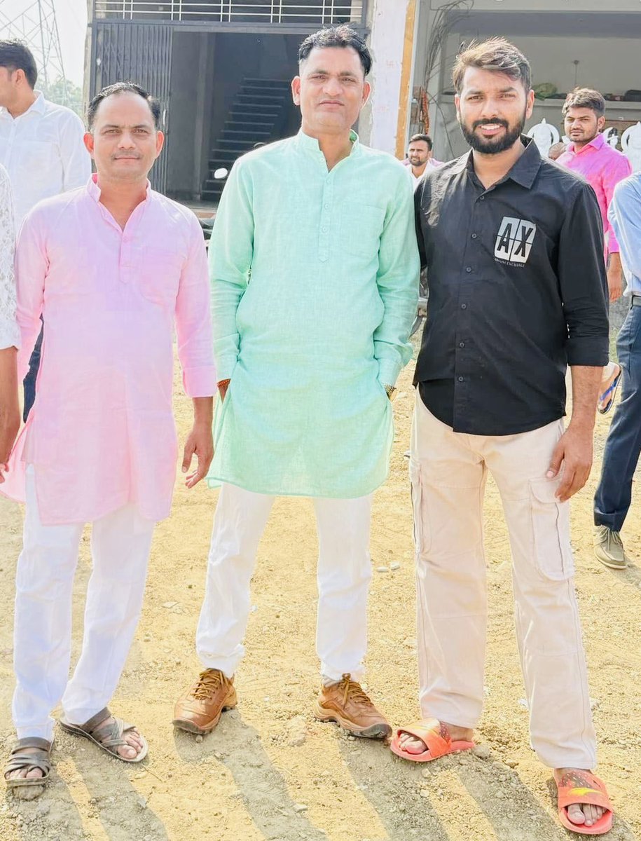 HanuvantL's tweet photo. हम सभी के लाडले प्रिय भाई  मैनेजर भरत गुर्जर खेडली आपको जन्मदिन की बहुत बहुत बधाई शुभकामनाएँ भगवान भोलेनाथ आपकी सभी मनोकामना पूर्ण करें 
@BharatG75587312 https://t.co/2lwYqofLgN