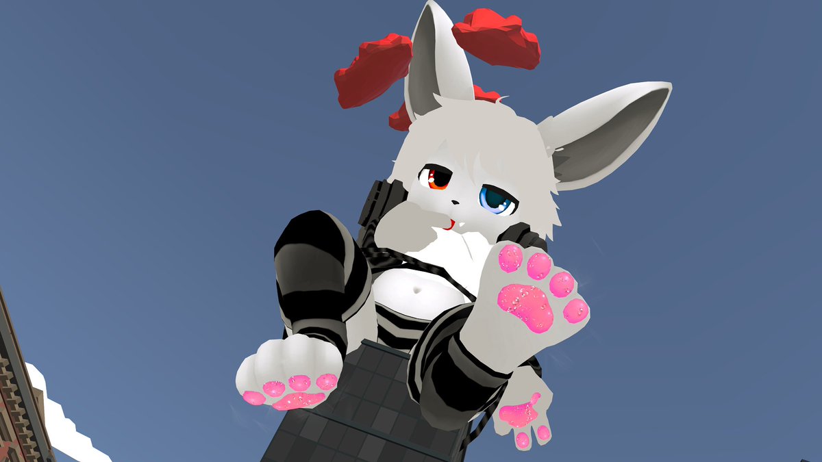 MacroShinyEevee's tweet photo. Voi forgot to do Dynamax Day  Newest Images ;3

Basically just being a Vee on some tiny cute building~

I do love it seeing micro run away from the Voi ;3c

#Macrofurry #Macro #Furry #Sizedifference #Sizetwitter #SizeVRChat #Eevee #Paws https://t.co/9ful1ltmaz