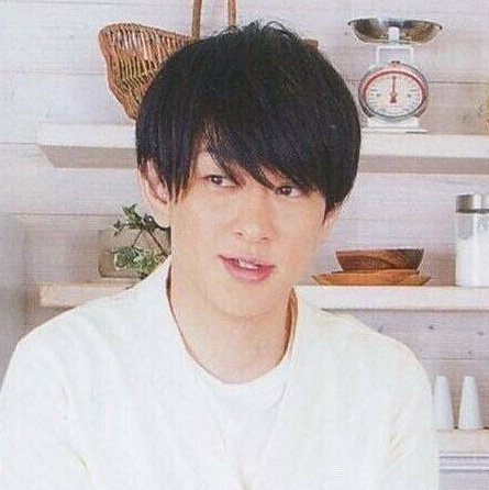 k93292219's tweet photo. めちゃくちゃ美形な横山さん https://t.co/ybhqgIniB7