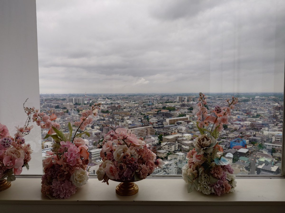 NqrnE_NqrnE's tweet photo. 結婚式の打ち合わせ https://t.co/SybhXDSleV