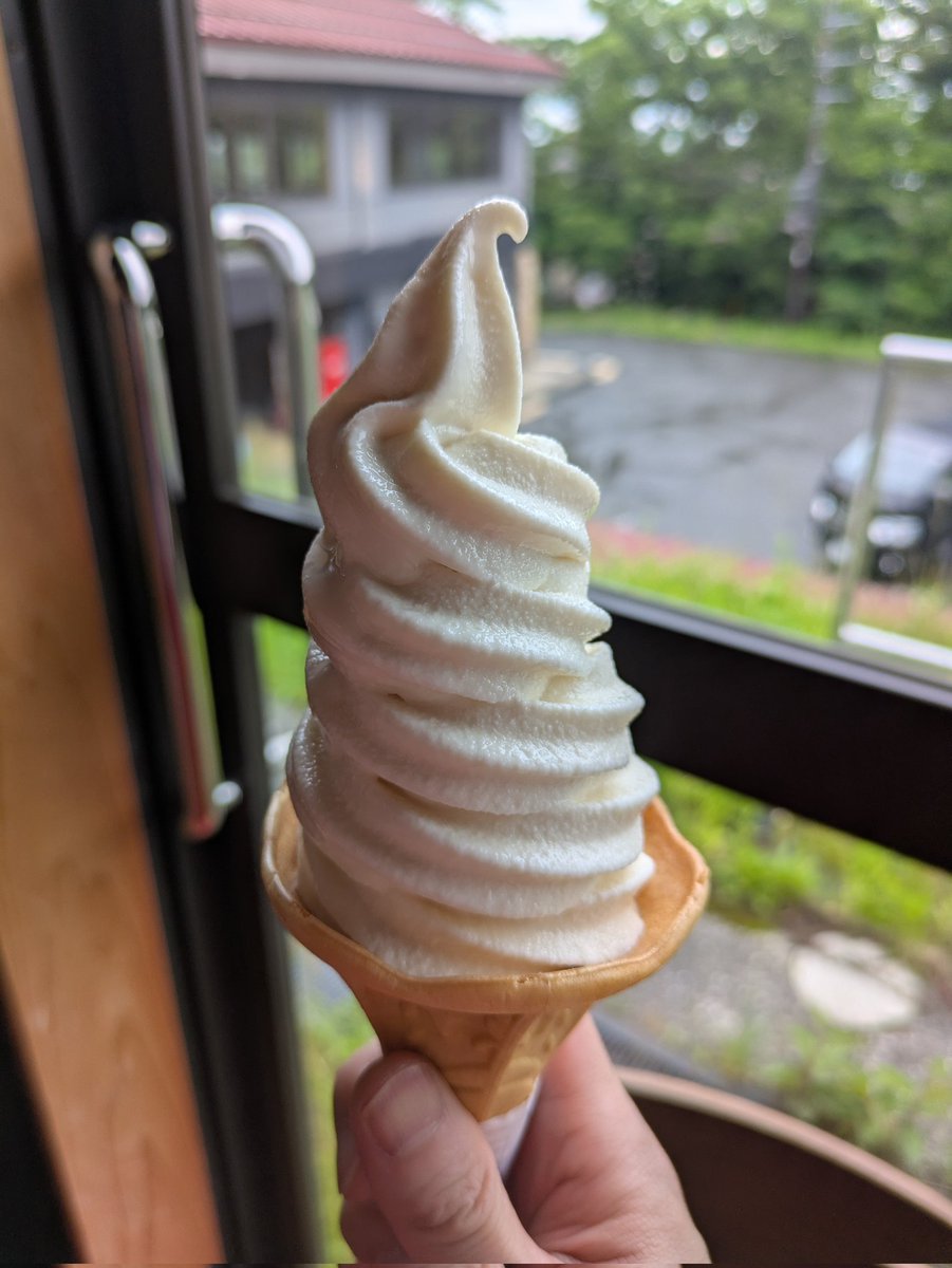 jpcu67870's tweet photo. 温泉で食べた豆乳ソフトクリーム🍦✨️ https://t.co/3OxmLDdBsn