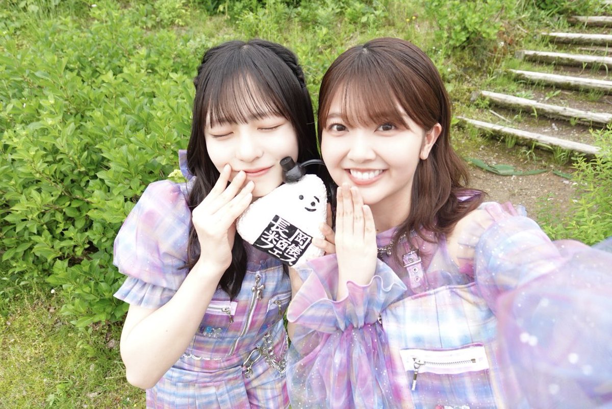 hinatadehammoc0's tweet photo. 陽子ちゃんとのツーショット多くて助かる https://t.co/UEKU0N0SLw