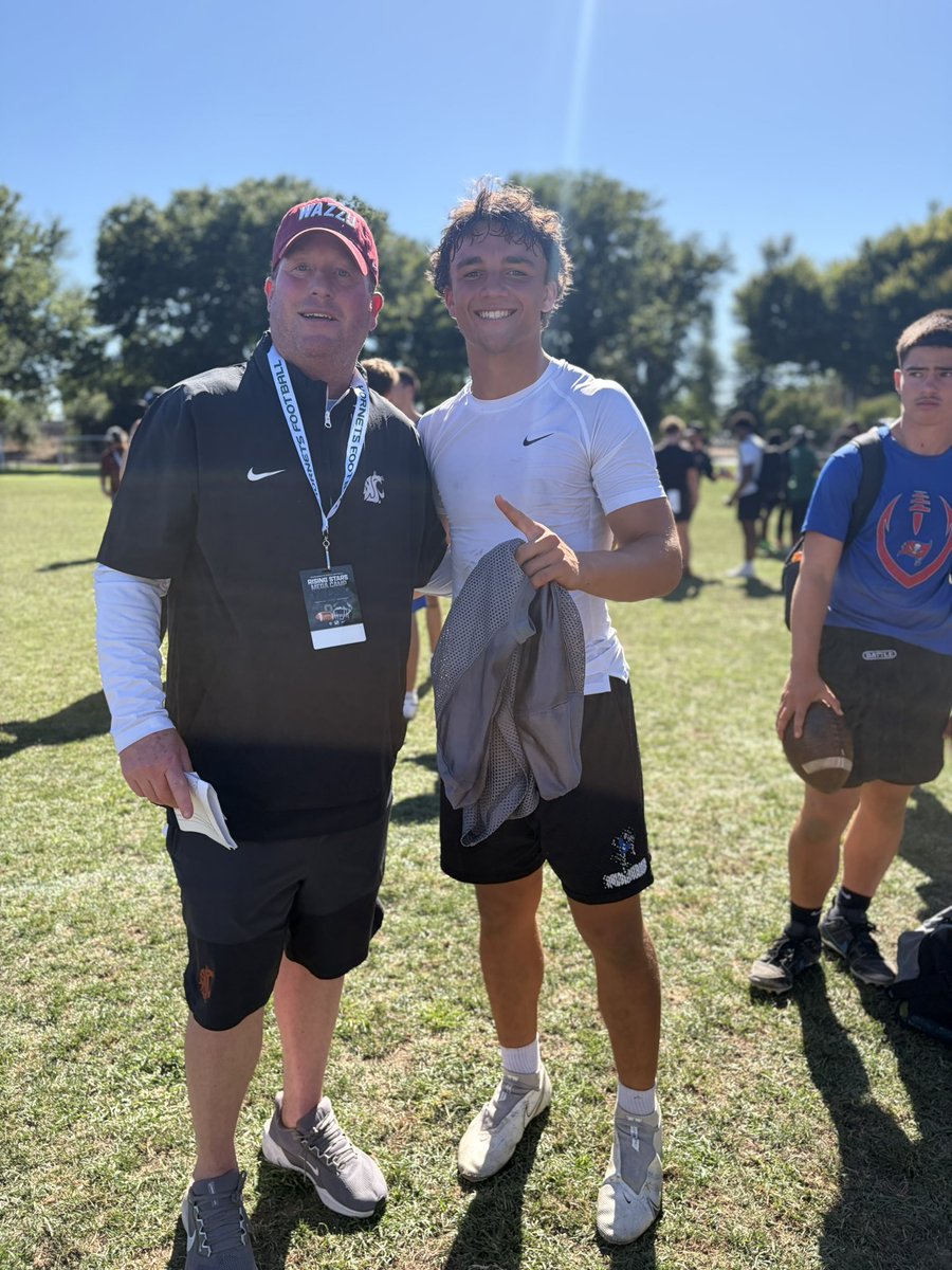 MMVAthletics's tweet photo. Had a great camp @SacHornetsFB Mega Camp. Where I got to meet some amazing coaches and compete against some amazing athletes. Had some great conversations with coaches and hopefully I get see those coach at @CalFootball Prospect Mega camp on June 20th.
@BobbyFresques 
@Coach_Rowe 
@CoachSTreadwell 
@CoachLup 
@Coachmattwade 
@CoachMachadojr 
@ucdpaulshelton