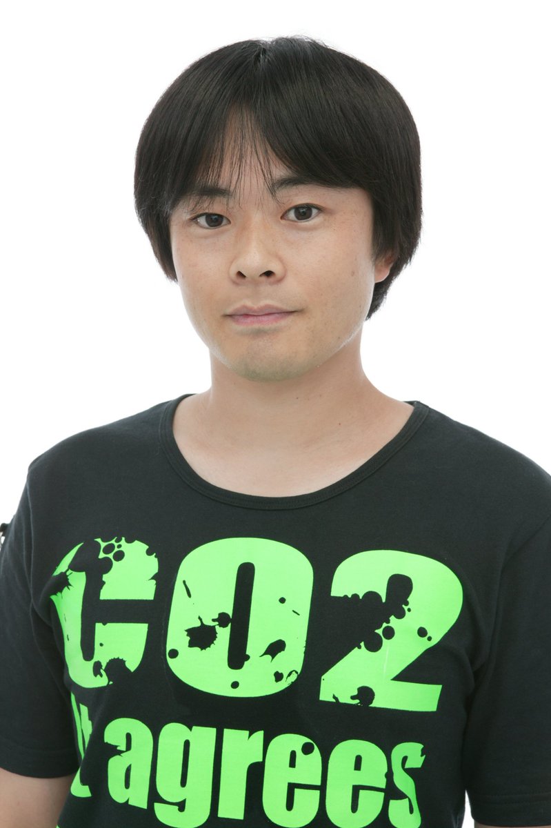 planetstudio696's tweet photo. {17話のキャラクターを紹介②

今日は
「王さま」（子供時代）

こちらも今回のお話で初の子供時代のお姿披露です💫

CVは変わらず、 #阪口大助 さんです👑
どんな子供時代だったのか、ぜひアプリから17話前編をご覧ください☺️

#ロクローの大ぼうけん https://t.co/baNs1soIuz