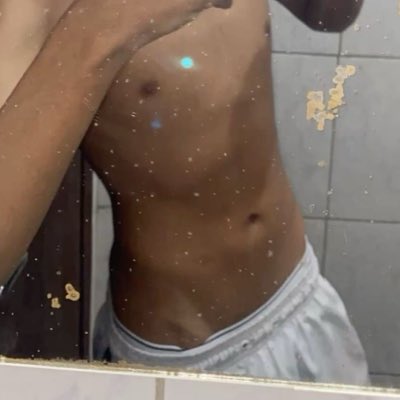 wesleyk67's tweet photo. #PINTOSAWARDS 
#BROTHERAGEMㅤ 
#TROCONUDSㅤㅤㅤ https://t.co/Elyk6YpQE7