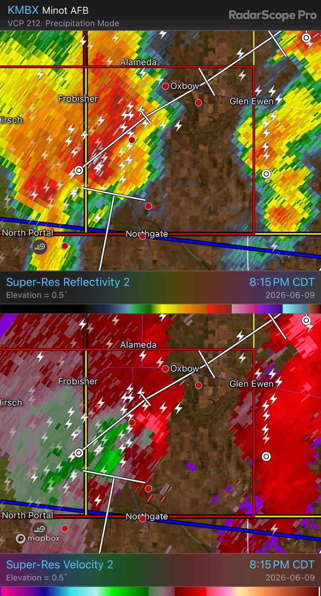 HouckisPokisewx's tweet photo. Confirmed tornado at Oxbow Saskatchewan KMBX - Super-Res Reflectivity 2 7:15 PM Super-Res Velocity 2 7:15 PM #SKStorm #ndwx https://t.co/81P4bsq7sZ