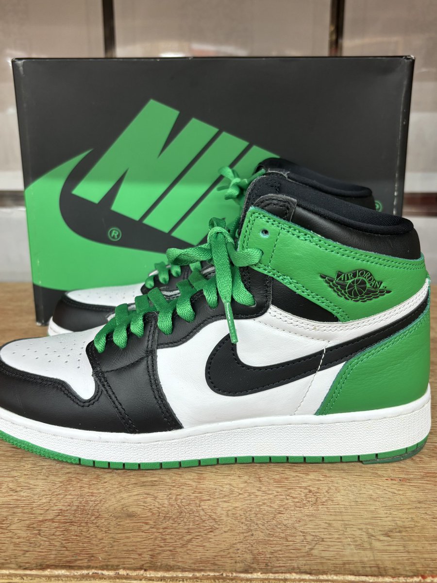 Nike GS Air Jordan1 Retro High OG