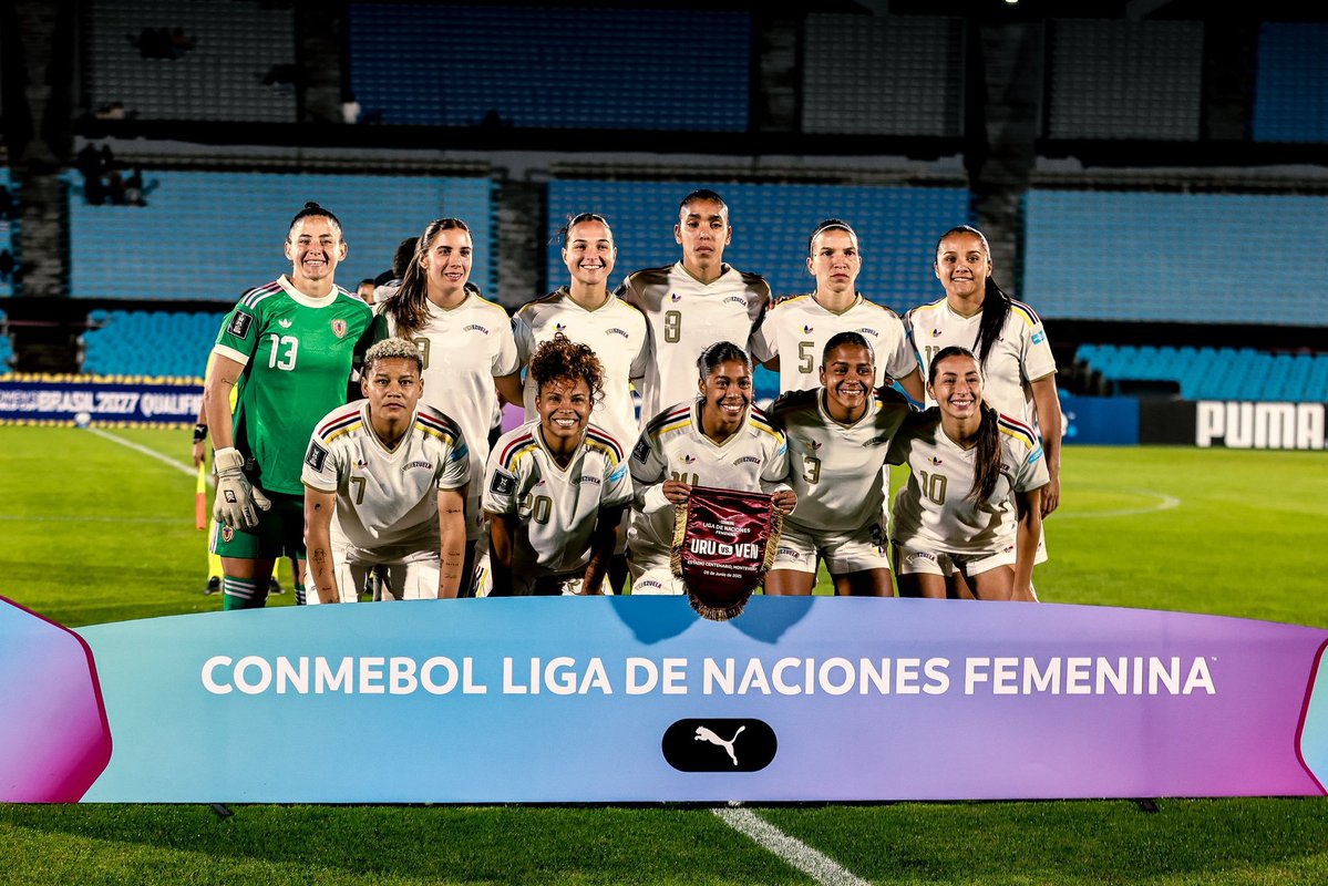 mundopelotanet's tweet photo. 🔜🇻🇪 IMPORTANTE: Venezuela se va a SALTAR la 1° Fase del Repechaje Internacional para el Mundial Femenino.

Al ser la 4° selección de CONMEBOL mejor posicionada en el Ranking FIFA, por encima de Ecuador, irá directamente a la Fase Final en febrero del 2027.

La Vinotinto está a 1 victoria de estar por primera vez en una Copa del Mundo de la FIFA a nivel Absoluto. #FIFAWWC