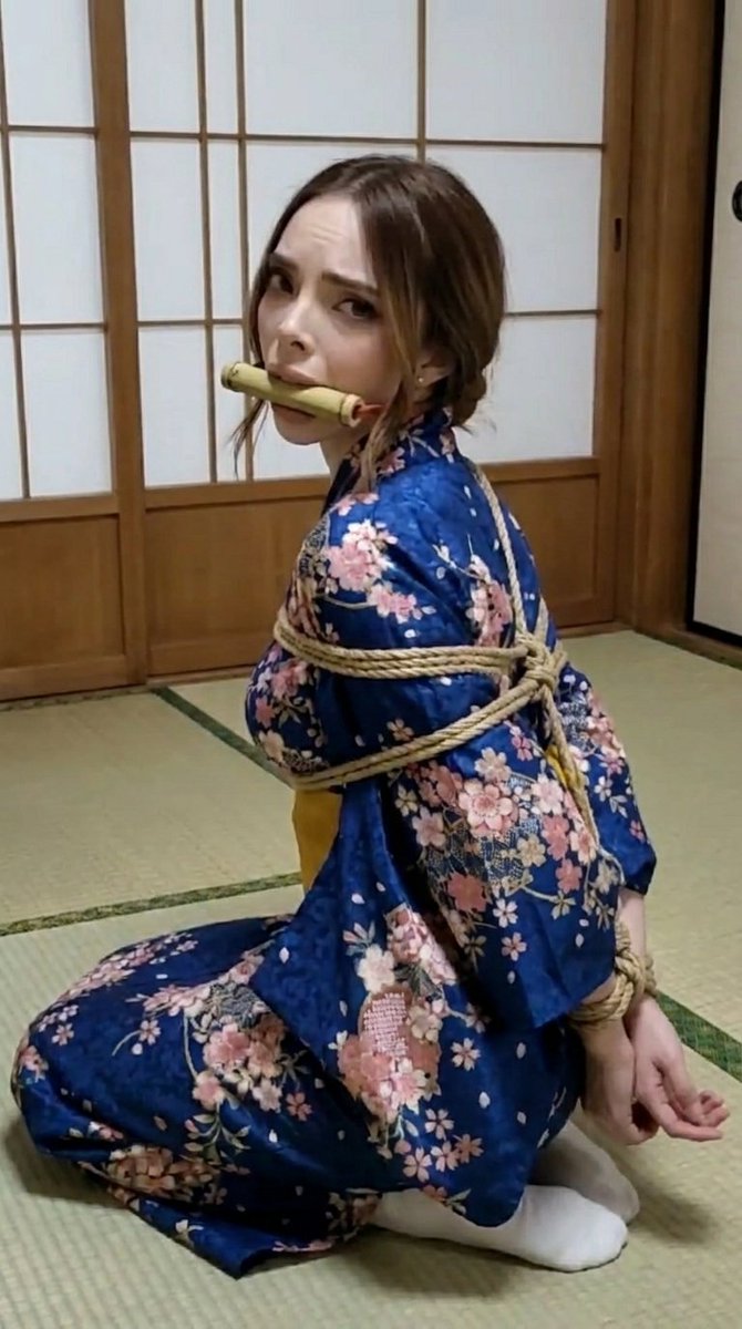 jnoirbackup's tweet photo. Japanese trip 2, that bamboo gag suits very good https://t.co/GRQU4zhnl0
