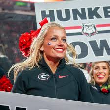 PaladinsFCS's tweet photo. Alumni Update: Go Dawgs! Rountree wraps collegiate cheer career! @FellowshipCS 
https://t.co/aFoLr391RM https://t.co/nbhsL5Yy9Z