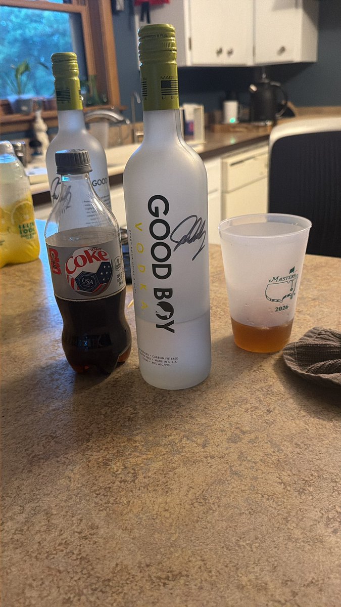 Chappy1984's tweet photo. @PGA_JohnDaly getting after it, thanks for the advice for enjoying it! https://t.co/fa9fOYHA37