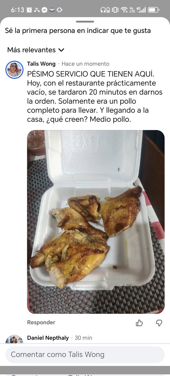 _wonkis_'s tweet photo. @ElPolloLocoMx en sucursal Exposición en Guadalupe, Nuevo León. Pagamos por un pollo completo, y miren lo que nos dieron. Primera y última vez que vamos a esa sucursal. 4 mujeres trabajando ahí y ninguna pudo haber bien su trabajo. https://t.co/iAcOpgD1FY