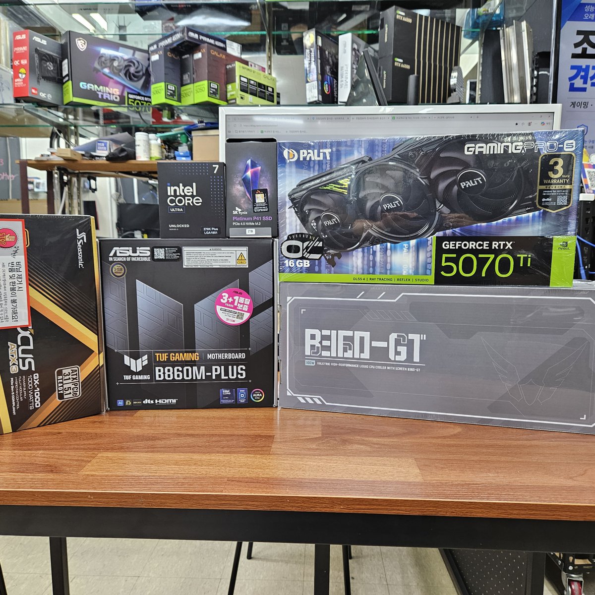 comshine_pc's tweet photo. 코어 24개의 멀티스레드 성능으로 V-Ray, Redshift, Blender 등 울트라 7 270K PLUS + RTX 5070Ti 구성으로 U9 285K에 버금가는 성능, 더 낮은 금액으로 렌더링 pc 완성

견적 및 상담 문의 카카오톡 → https://t.co/YlHIp5NuDr / 010-2513-5379
#컴샤인 #3D렌더링PC #270KPLUS #RTX5070Ti #작업용PC https://t.co/LEKVb7OMZN