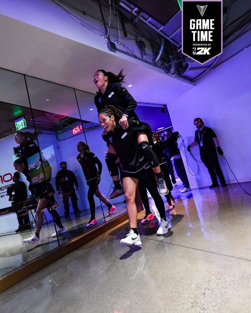 valkyries's tweet photo. Kaitlyn Chen 🤝 hitchin' a ride to Ballhalla

@NBA2K | Game Time https://t.co/Ch24u8vfMp
