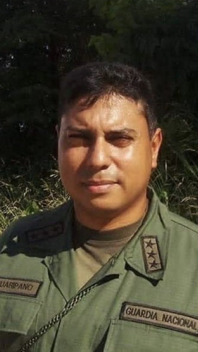 VR_VzlaLibre_3's tweet photo. EXIGIMOS la LIBERTAD PLENA del Capitán JUAN CARLOS CAGUARIPANO 

LIBEREN a los presos políticos civiles y militares 
#LiberenATodos 
Venezuela https://t.co/lSrdntDTxI