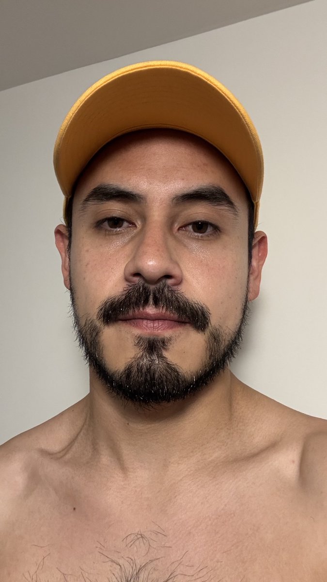 Damien tweet media
