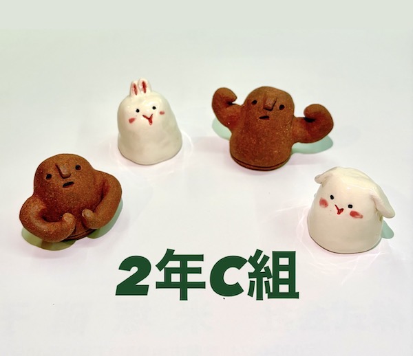hakubutufes's tweet photo. 博物ふぇすてぃばる！12 ブース紹介
#博物ふぇす

♦♦♦♦♦♦♦♦♦♦♦♦♦♦♦♦♦♦♦♦

【出展ブース名】
E85 2年C組（2026日曜）

【出展者紹介】
北海道から来ました！
うさぎとハニワが大好きな正反対な2人組!!
同級生陶芸作家「2年C組」です。

【出展内容紹介】
うさぎと日本の古代が好きな2人組が…可愛くてほっこりするような世界に一つだけのてびねり陶芸小物を中心に
Tシャツ、ポストカード、シールetc…をご用意してお待ちしております！

♦♦♦♦♦♦♦♦♦♦♦♦♦♦♦♦♦♦♦♦

2026年 7月19(日) 20(月祝)
東京ビッグサイト南1ホールにて開催
https://t.co/rcpjKtAggM