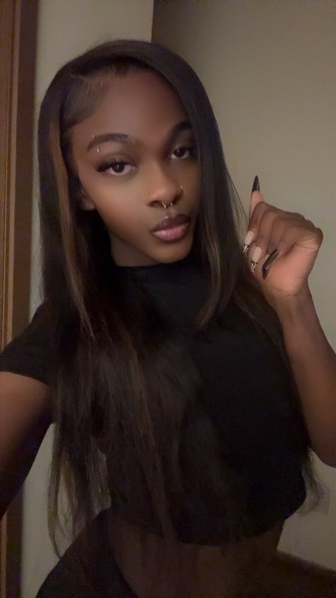 mrstoosassyyy's tweet photo. just a pretty ass femboy ꨄ | #femboy https://t.co/QwKm7YUhgd