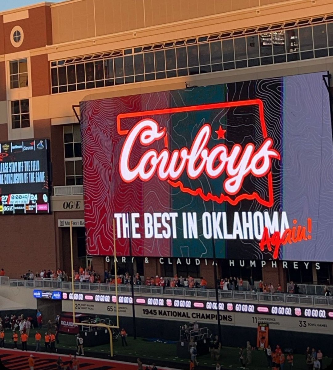 JacksonMil03's tweet photo. @OklahomaTuba @CollegeFBonX @OkieFBfan Ya if u say so bum😭 https://t.co/rgNSWc2dji