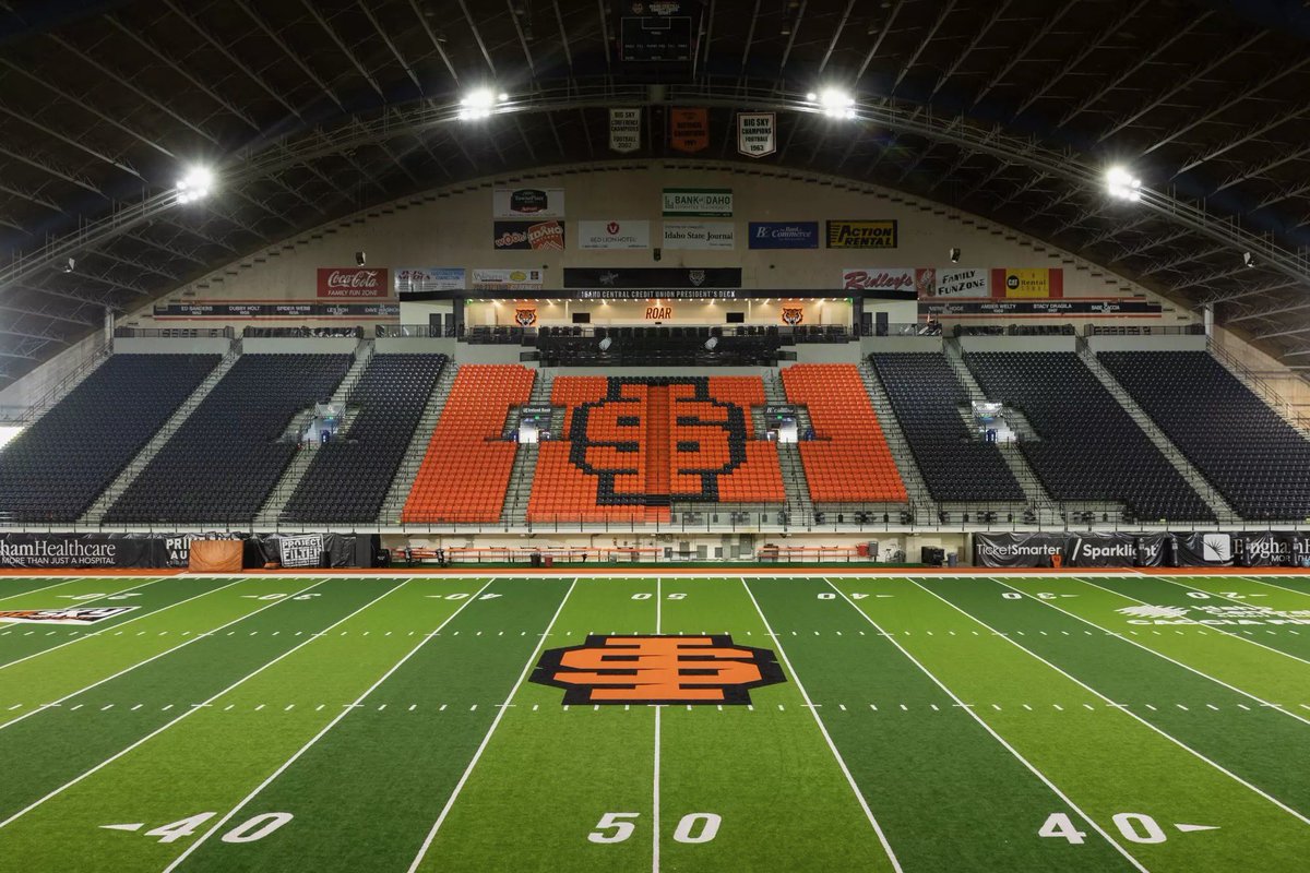 Jorgecaniz7157's tweet photo. I’m blessed to receive this invitation from @BengalGridiron 🙏 I’ll see you guys on July 17 ‼️@CoachMo_ISU  @Coach_JHughes #ROARTOGETHER
 @Tos93 https://t.co/mNTV66xzU5