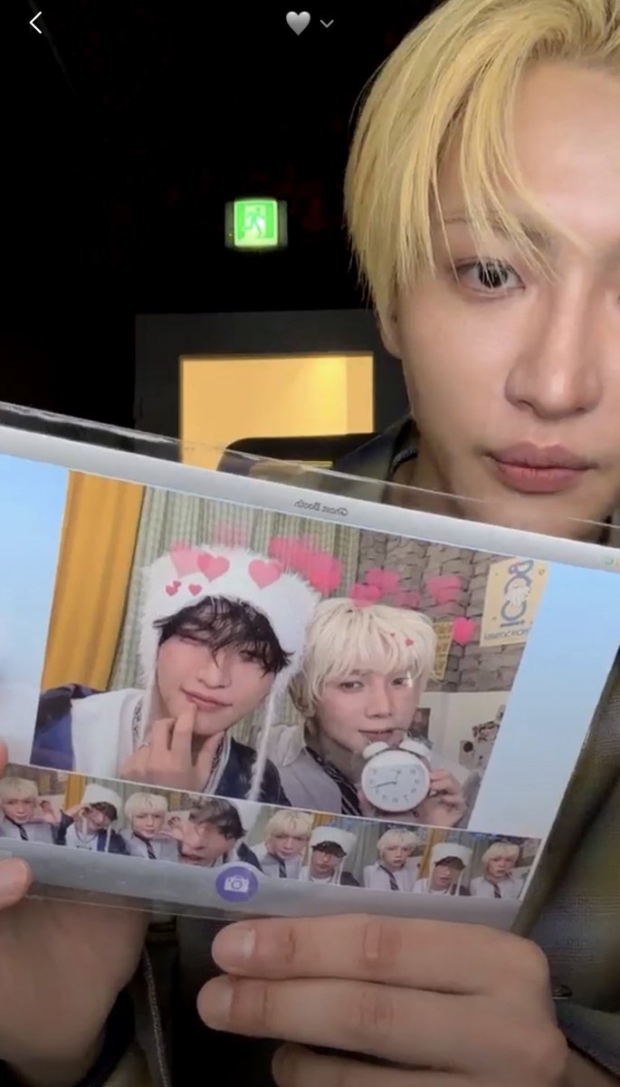 pshsource's tweet photo. seonghwa is unboxing the membership kit 🤍 https://t.co/ljvwdiTavS