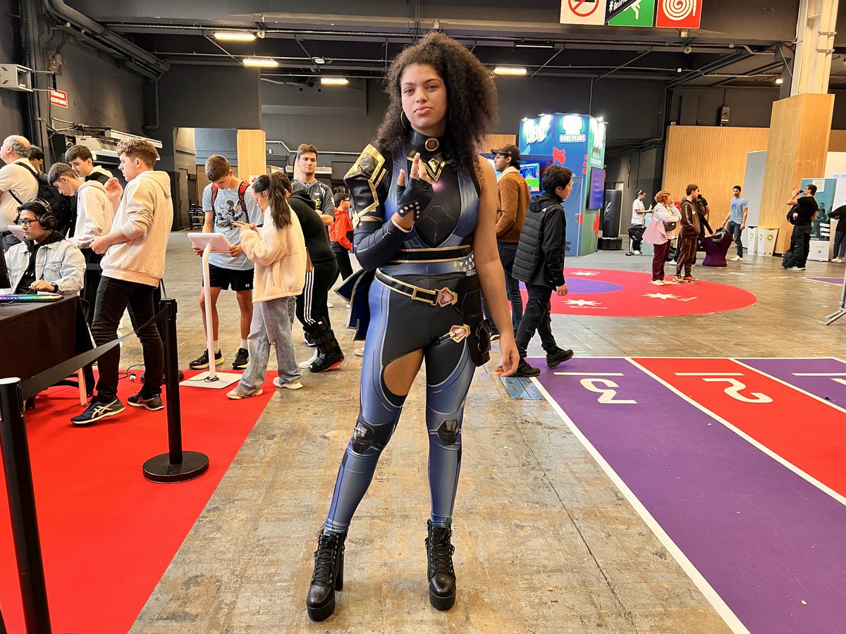 slimeizzy's tweet photo. Anime and gaming have a special way of connecting people from all over the world. 🌍❤️

These moments from Paris Games Week prove that fandom creates friendships, memories, and communities that feel like family.

#ParisGamesWeek #AnimeCommunity #GamingLife #Cosplay #Gamers https://t.co/JU3874kltt