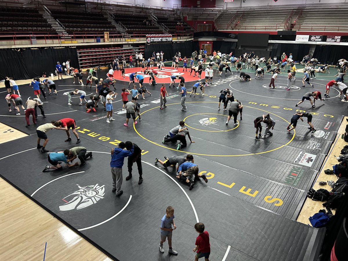 GWUWrestling's tweet photo. Day 1 in the books. Back at it tomorrow for day 2 of @CarolinasFCA wrestling camp. Looking forward to a full day of wrestling, fellowship and faith. https://t.co/MiqVoirf5U