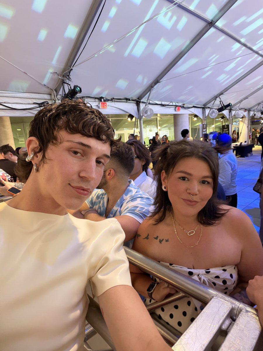 MNkatycat's tweet photo. Reunited with my Eric 🧡 https://t.co/GbkIrSkjCl