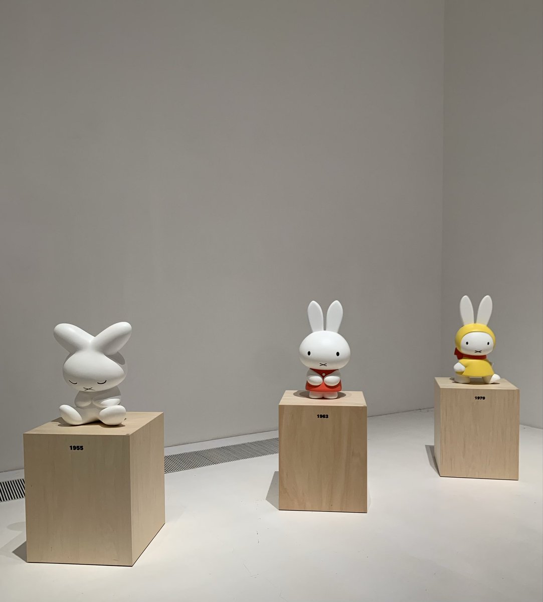 Koshorasendo's tweet photo. ミッフィー展にいってチコクしました。 https://t.co/1qGZnaGBSe