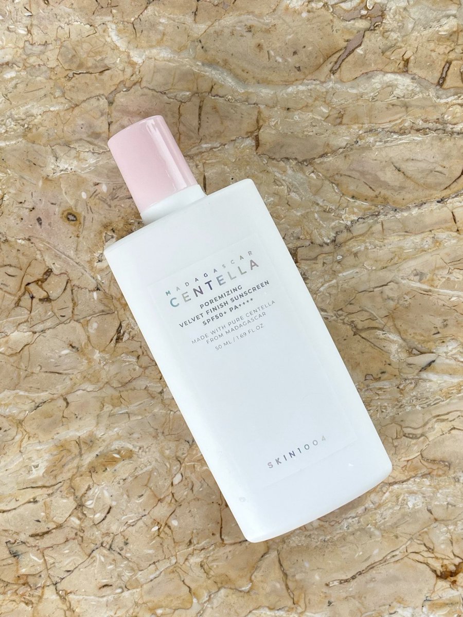 qeeeiinf's tweet photo. hari ini full kegiatan outdoor, lagi jerawatan paraaaahh jadi pake sunscreen doang to the rescueeee, full panas-panasan no worrieessss  <3

sunscreen acne safe skin ✨ https://t.co/L8fojbXZIE