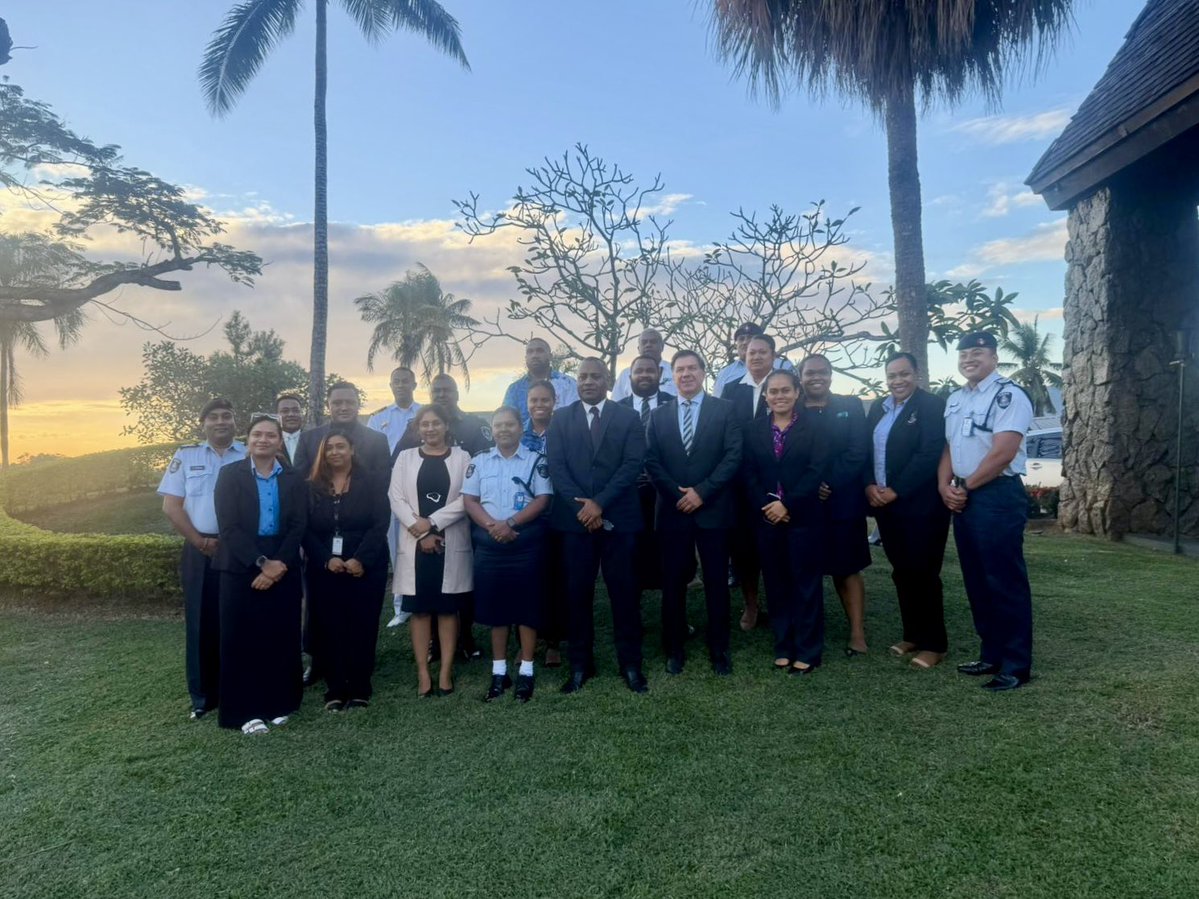 UNODC_BMB's tweet photo. @UNODC_MCP training on investigating &amp; prosecuting maritime crime cases commenced today in Fiji 🇫🇯. 20 State Prosecutors &amp; maritime law enforcement personnel are strengthening skills on maritime evidence collection, maritime jurisdiction &amp; case preparation. Supported by @StateINL https://t.co/4nE6uPIIjX