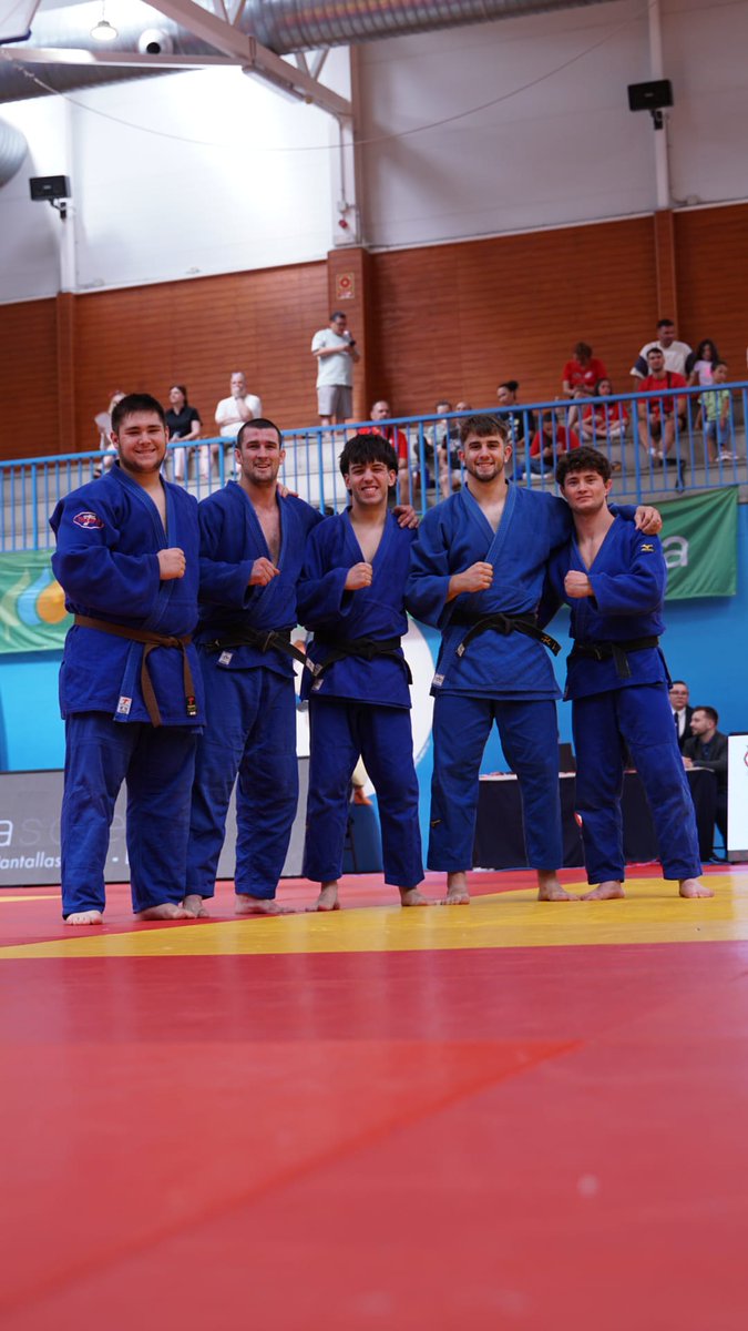 FJudoNavarra's tweet photo. El Judo club Erice y el Gimnasio León Pamplona, logran la 2ª posición de grupo en la 3ª División de la LIGA NACIONAL DE CLUBS DE JUDO, celebrada en Madrid el 06/06/26. El 20/06/26 participarán en la 3ª Jornada_Final, jornada de ascenso.  https://t.co/Dfb6r2cE9Pª-jornada-06-06-26 https://t.co/PNu601WgeK