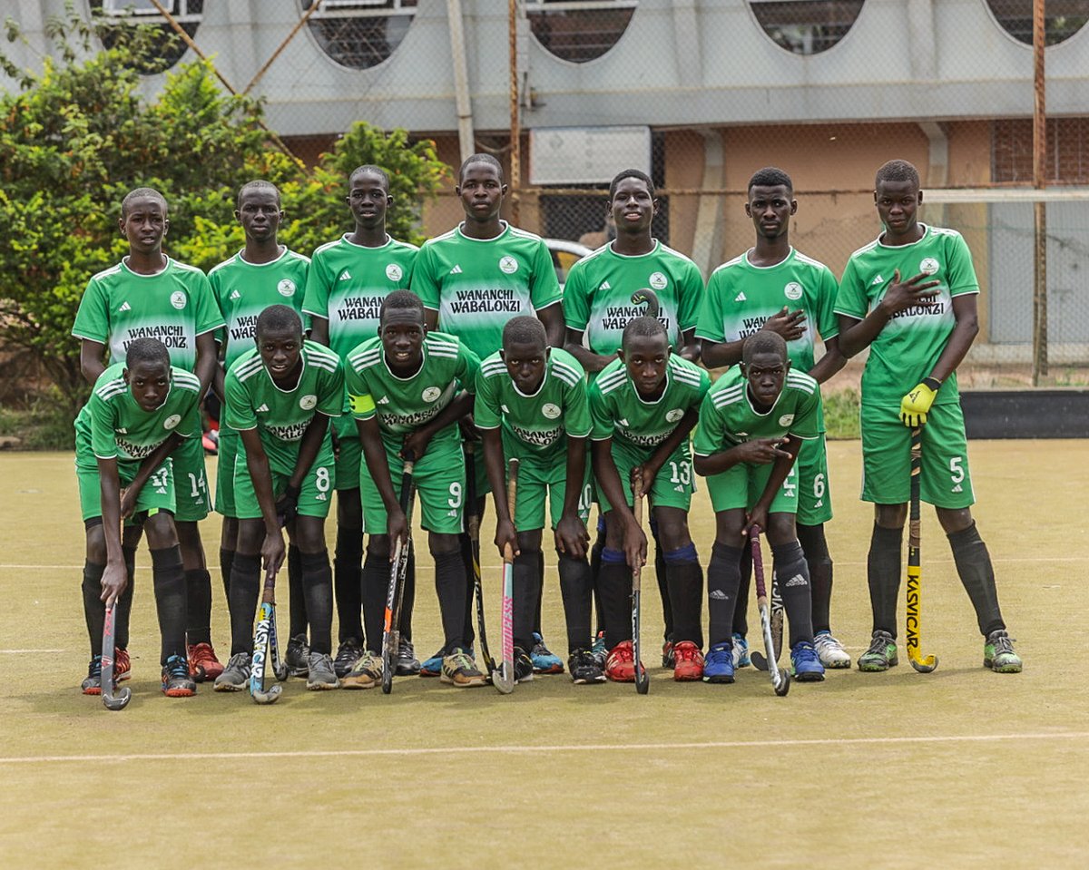 weatherhead_hc's tweet photo. #WeAreWeatherhead
#RoadTo30
Thread 2/5
Thank you to every athlete and team who competed in the 15th Edition of the Weatherhead Open! 🏑🔥
Frame 1 - @hockey_rockets
Frame 2 - Wabalozi HC
Frame 3 - RSC Community @hockey_rockets
Frame 4 - Wananchi SC
#WeatherheadOpen https://t.co/bpDQdziHG0