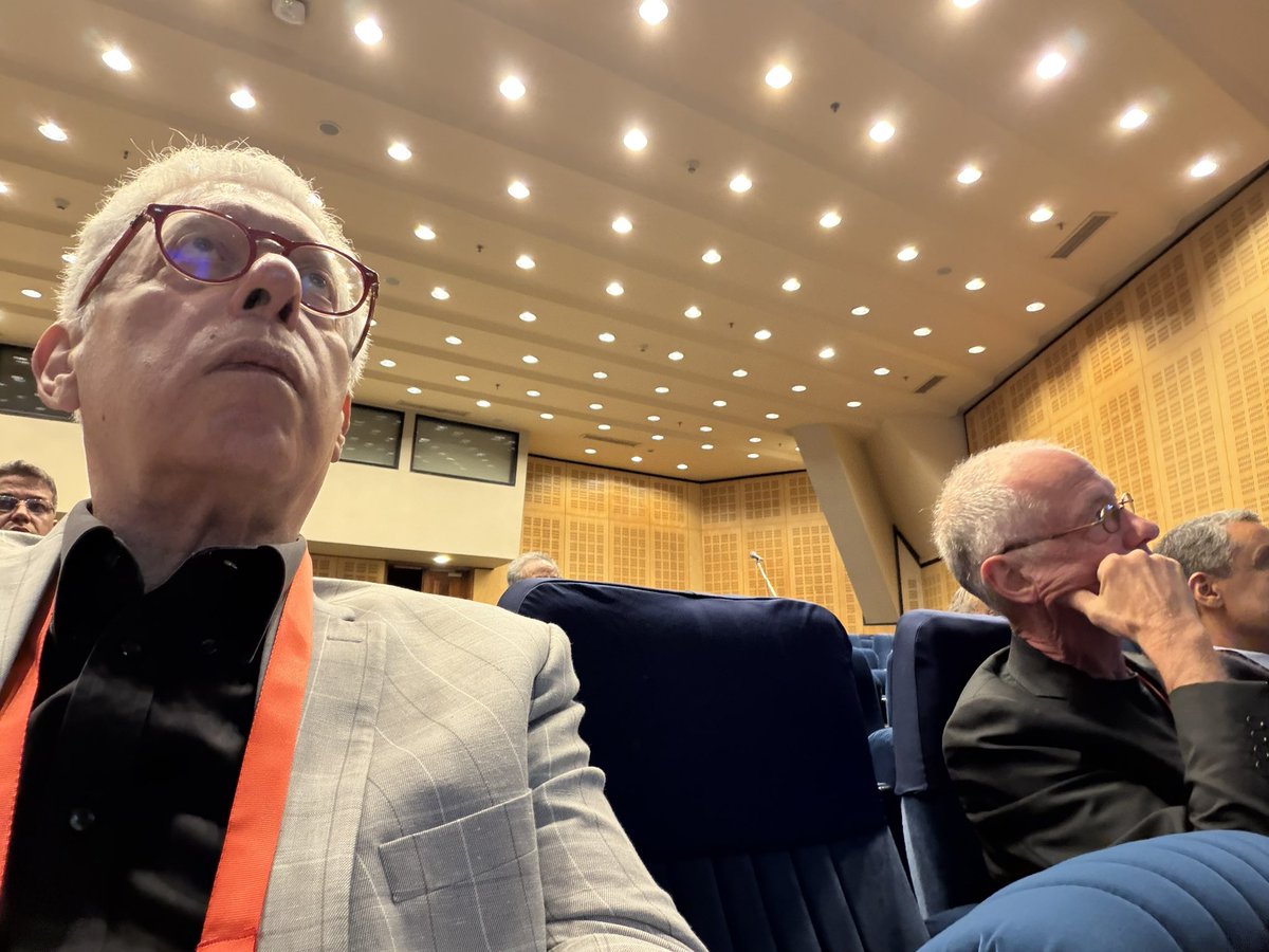 Hragy's tweet photo. Andreas Baumbach on the Podium for EuroPCR in CardioAlex, Dr Sievert and I co-moderating https://t.co/Wgc3HPpC48