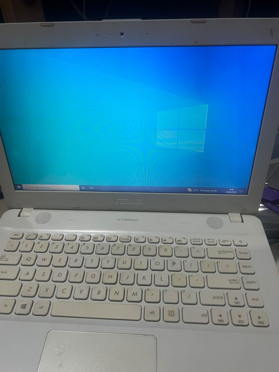 chitatodsbbq's tweet photo. Wts Laptop Asus X441n
💰1.000.000 aja
🚩JAKBAR / JAKSEL

laptop asus x441n
intel celeron
hdd 500gb
ram 4gb
Windows 10 https://t.co/Bfdaj4Z6yL