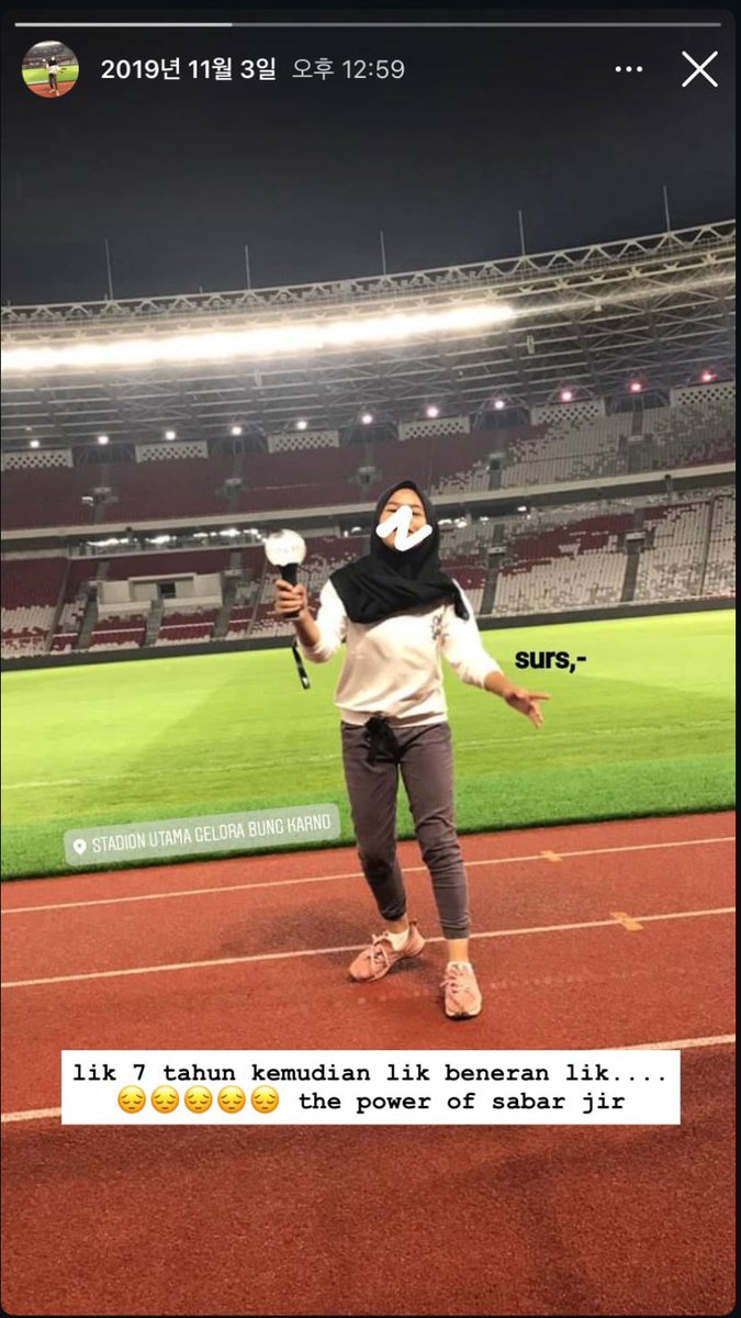 _teaby's tweet photo. GUYS MERINDING BGT MERINDING YA ALLAH TERIMA KASIH BANYAK YA ALLAH HUHUHUUHUU NANGIS BGT akuuu merinding bgtt

foto yang di kursi vvip itu setara cat 1
foto yang di rumput itu setara platinum floor 😭😭😭

AND GUESS WHAT? AKU DAPET DUA TIKET TSB!!! 😭😭😭💜💜 https://t.co/uSn7X4NUNq