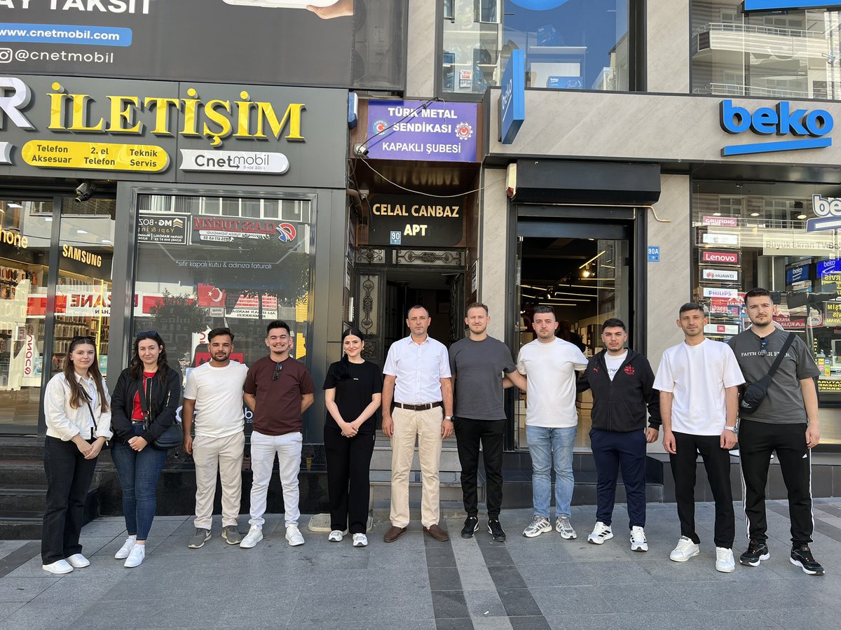 gny39's tweet photo. Ankara Büyük Anadolu Otel'de gerçekleşecek olan Türk Metal Genç Akademi eğitim programına katılmak üzere 10 üyemizi şubemizden yolcu ettik.Bizlere bu imkanları sağlayan başta Genel Başkanımız Sayın Uysal ALTUNDAĞ'a ve Genel Merkez Yöneticilerimize
teşekkürlerimizi sunarız. https://t.co/rFvWHSDgi3
