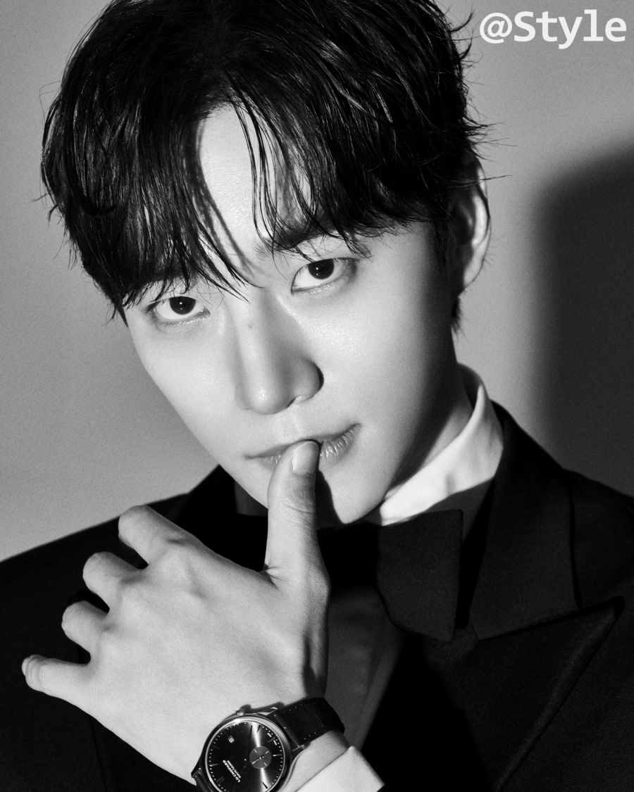 itideology's tweet photo. ˙바이킹˙ 이준호 ＂재벌 3세 캐릭터 위해 체중 감량, 주지훈 선배와 호흡 환상적＂(네이버 연예) https://t.co/ka2uq2K3sT 

배우 겸 가수 이준호가 'ASEA 2026'에서 '더 베스트 캐릭터(남자 배우)'와 '더 베스트 아티스트' 부문을 동시 석권하며 명실상부한 아시아 최고 스타로서의 저력을 입증했다. https://t.co/NzUXMsfqt8