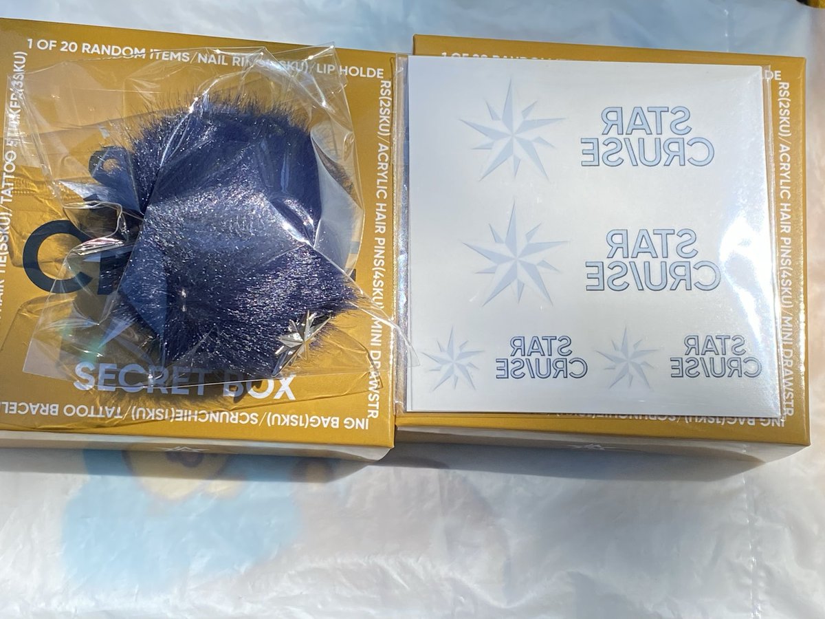 mio_BMSG's tweet photo. STARGLOWファンミーティング STARCRUISE シークレットBOX 交換お願いします

【譲】タトゥシール ヘアゴム(紺)
【求】シュシュ

本日 大阪での手渡し交換希望

#STARGLOW交換
#STARGLOW
#STARCRUISE https://t.co/T0yML7mGoQ