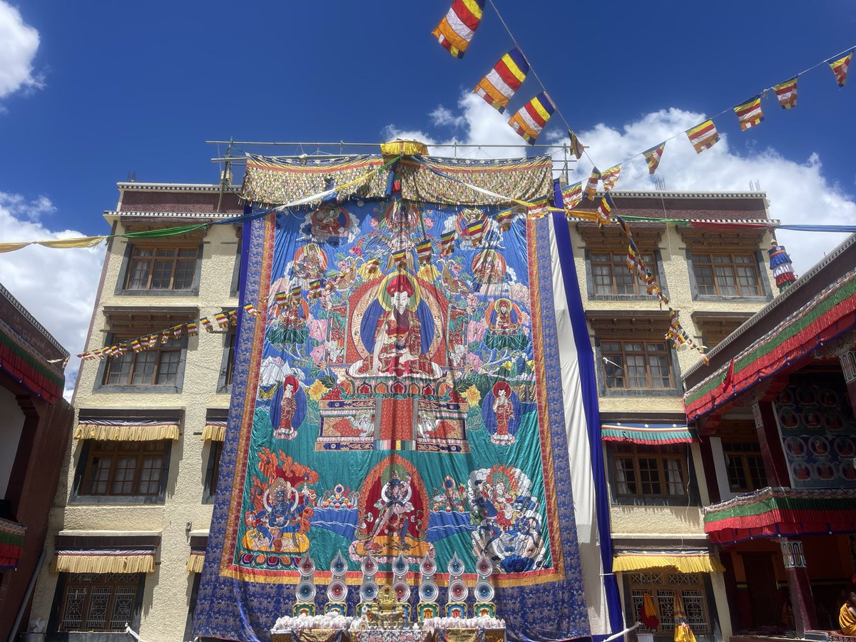 thinles_dorje's tweet photo. Remembering the great master Lord Drikung Kyobpa Jigten Sumgön on his 809th Mahaparinirvana anniversary at Lamayuru Monastery. 
@DrikungKyabgon @tashi_gyalson @TashiKhachu https://t.co/80J08IntWQ