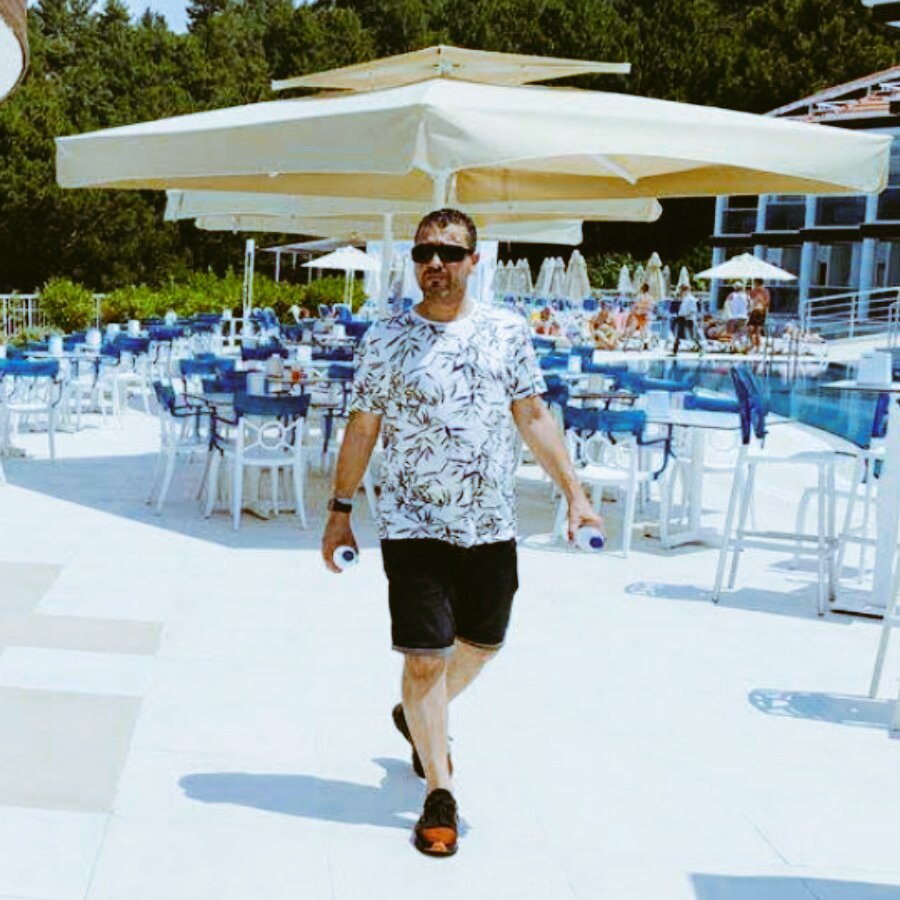 HADIGADEH's tweet photo. #صورة_ملف_شخصي_جديدة https://t.co/E3MdLQ4cZF
