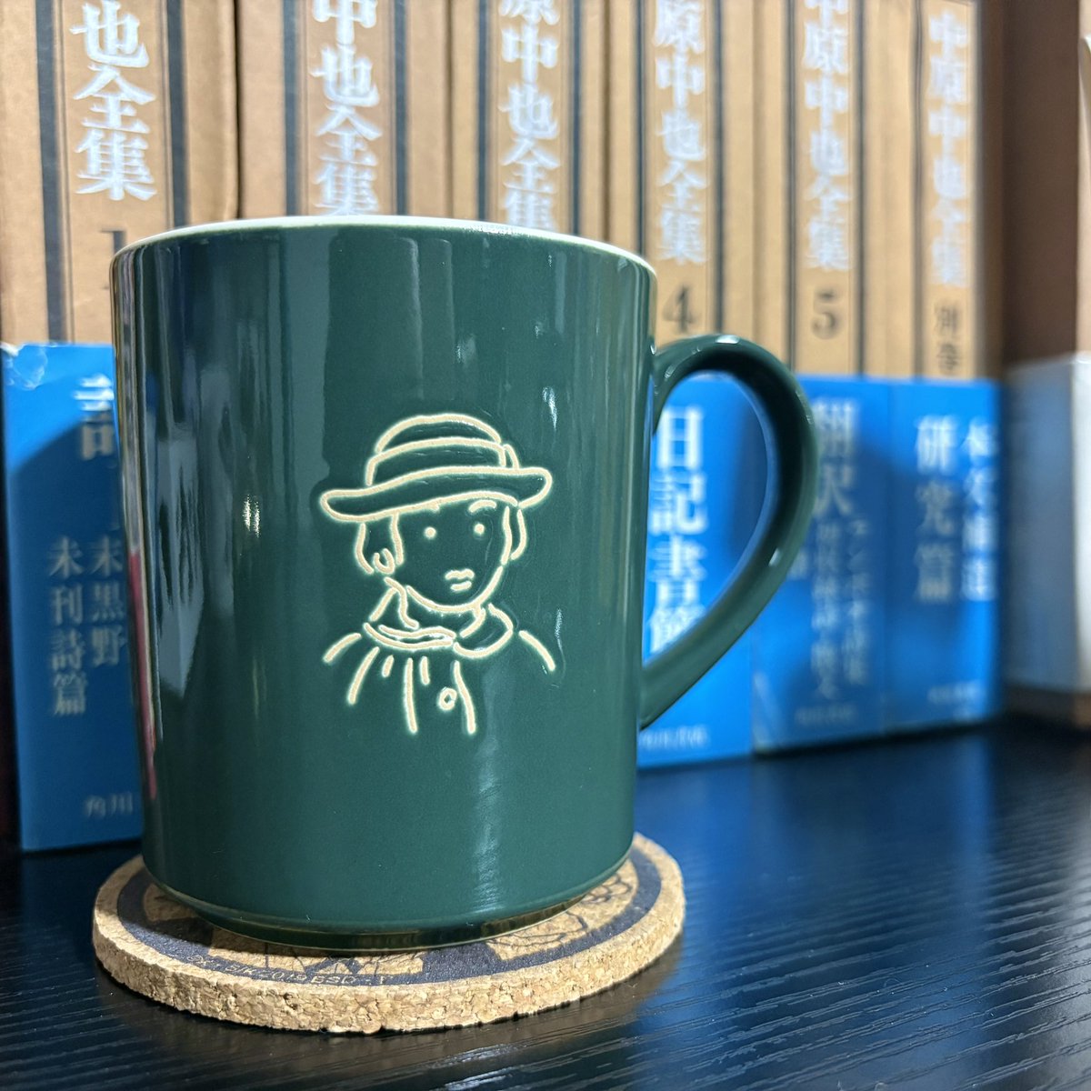 ch_ya_N's tweet photo. 最近何飲むときもマグカップこれ使ってる
かわいい https://t.co/NOOG6WyW9t