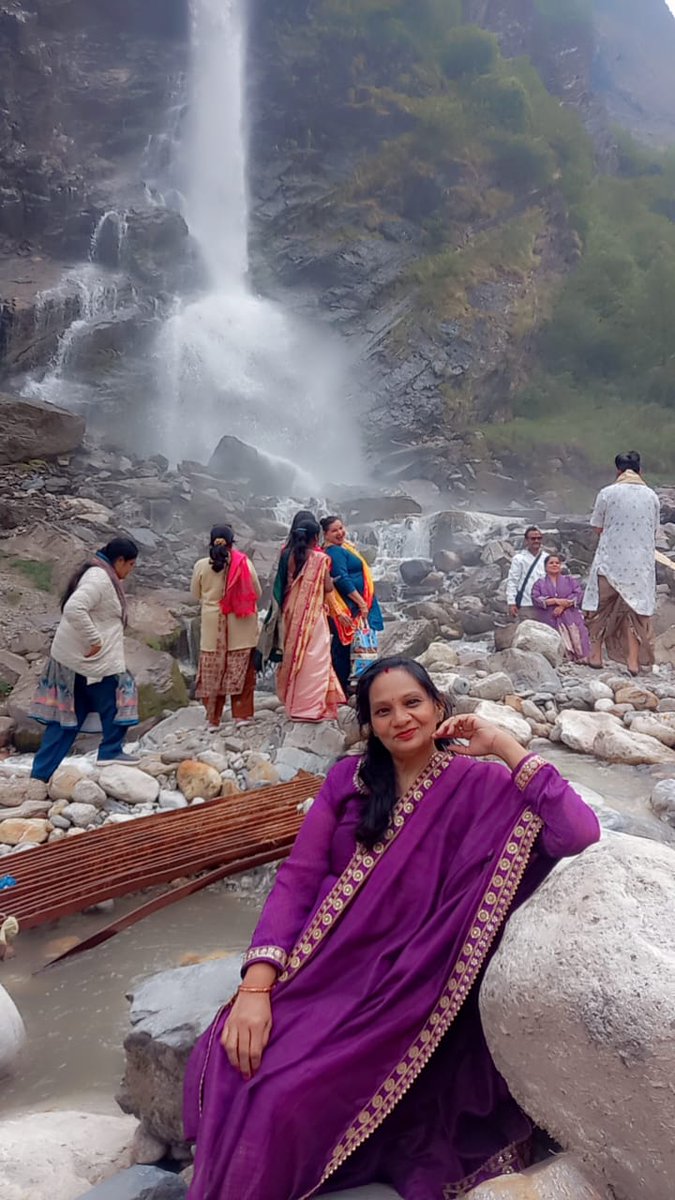 TirdiyaS's tweet photo. Tour Diaries 3 ......

📸 📸 📸

#Tourists #ReligiousTourism
#Chamoli #Haridwar #DevBhoomi
#Badrinath #RishiGanga 
#IndianArmy 
#photographs #photooftheday
#Reel #Video https://t.co/7WoN30USay