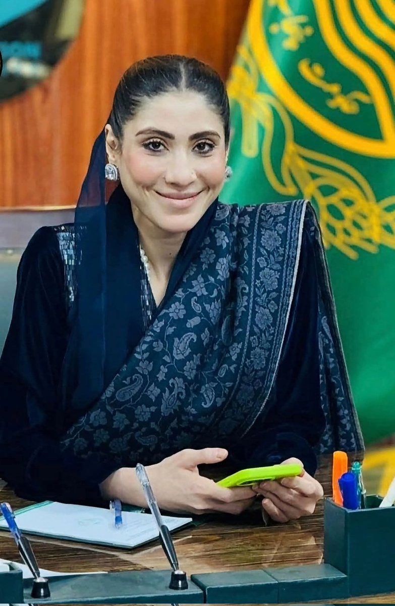 panadollxtra's tweet photo. حناء پرویز بٹ اگر سیاستدان نہ ہوتی تو کیا ہوتی ؟ https://t.co/CkUkKO25T6