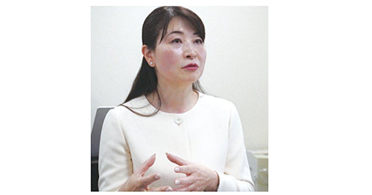 sentankyo_jp's tweet photo. 【社会科学の研究が事業になる時代へ】
社会科学に特化した国立大学として産業界のリーダーを輩出してきた一橋大学が、��学発スタートアップの支援に本格的に動き始めています。 2024年に副学長（広報・社会連携、学長特命〔研究IR〕担当）兼スタートアップ支援室長に就任した西野和美氏が、その取り組みを主導しています。

これまで「大学発スタートアップ＝理系」という不文律が形��されてきましたが、ここ5年から10年で環境は大きく変わりました。 インパクトスタートアップが台頭し、インパクト投資家も現れた今、「社会課題を正面から見据えるという点で、むしろ社会科学こそが出発点になりうる」という確信がスタートアップ支援体制の構築に繋がったといいます。

支援体制を動かし始めると、想定外の発見が続きました。 具体的な取り組みの詳細は、ぜひコメント欄URLから記事でご確認ください。