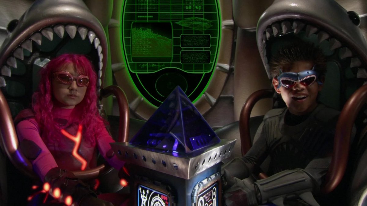 FilmUpdates's tweet photo. ‘THE ADVENTURES OF SHARKBOY AND LAVAGIRL’ was released 21 years ago. https://t.co/n20OvQGXPk