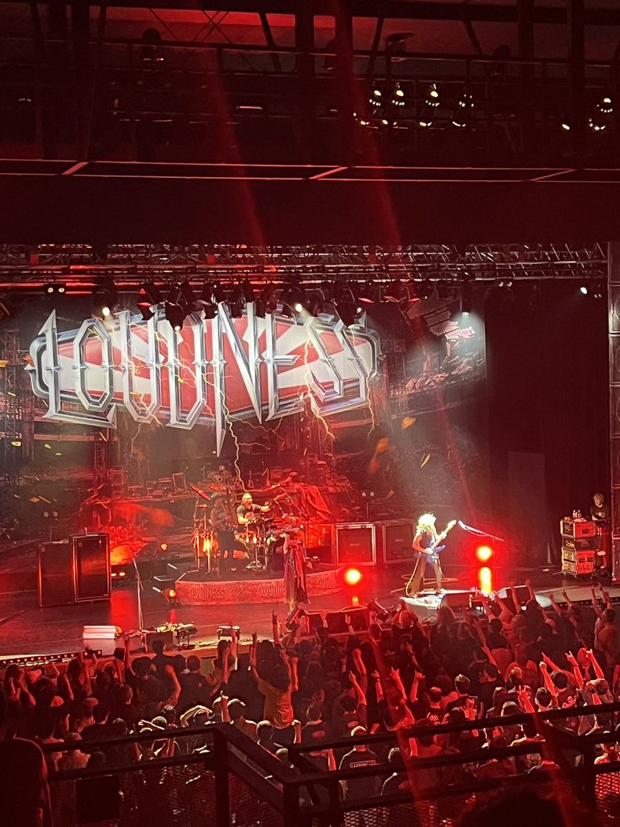 loudness222's tweet photo. LOUDNESS 結成45周年ツアー「LOUD CRAZY LOUD」

🇫🇮  🇪🇸  🇸🇪 https://t.co/rniQIGeNR4