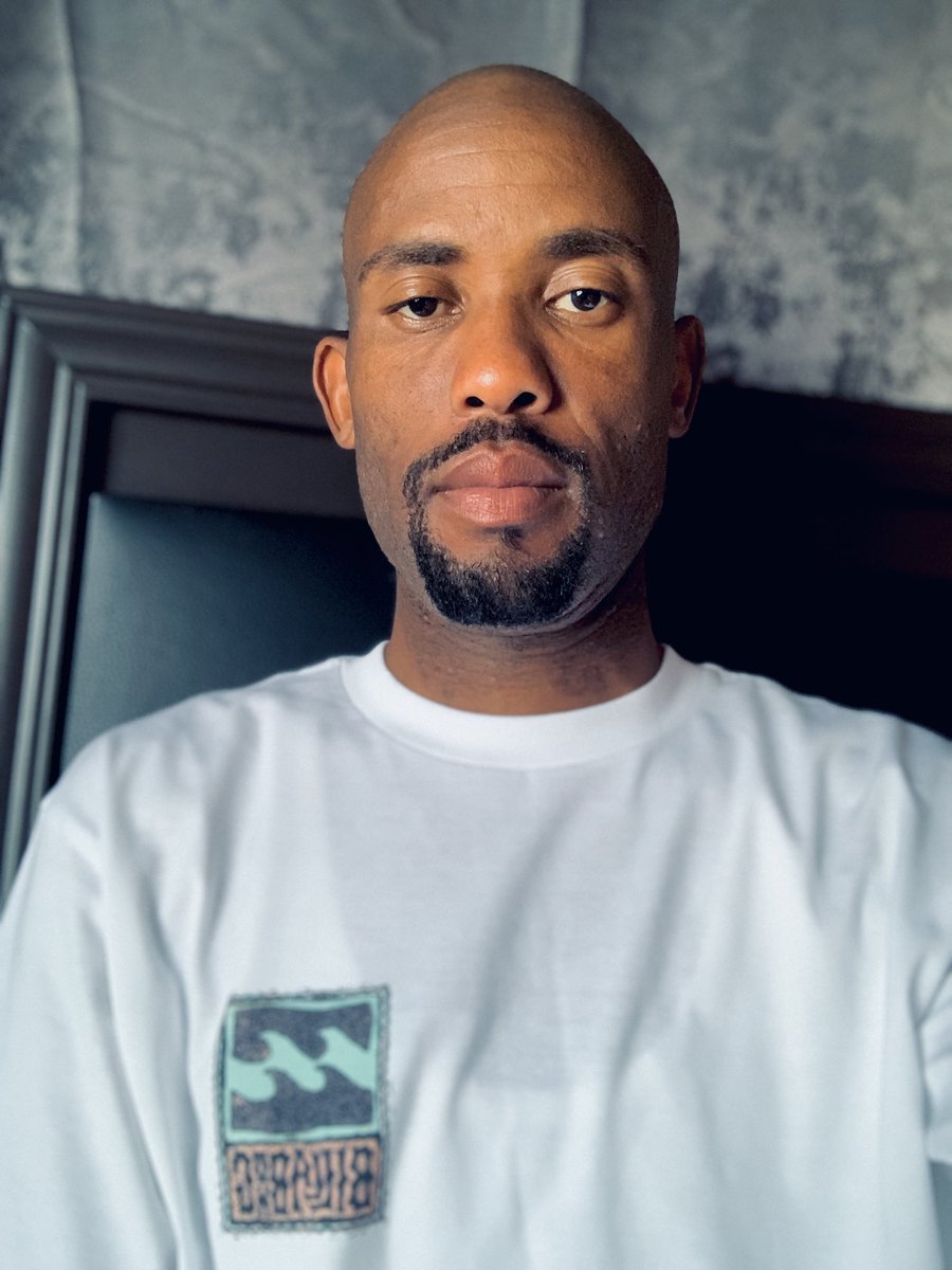 RealDeepvince's tweet photo. It’s white or nothing this season 🫧🤍 https://t.co/FTqEVjvRl6