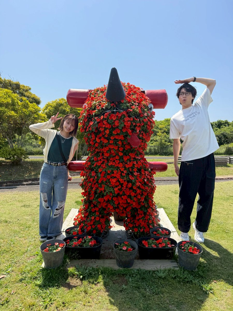 yomeisareo_ex's tweet photo. ＼❤️‍🔥オフショット❤️‍🔥／

スピンオフ後編より💐
ロケ地の公園で記念撮影✨

岩崎一樹役 #庄司浩平 さん
高坂楓役 #森日菜美 さん
高坂蓮役 #小野晄士朗 くん

スピンオフ #岩崎一樹は放っておけない
TELASAにて独占配信中！
https://t.co/ZkjmShE70S

７話の振り返りはTVer・ABEMAで！
https://t.co/esf17ObgKF

♦•＊•• ━━━━
#余命３ヶ月のサレ夫 最終回
6月12日（金）よる11時15分〜